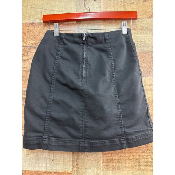 Black Mini Skirt With Zipper & Stitching Detail - Picture 2 of 9